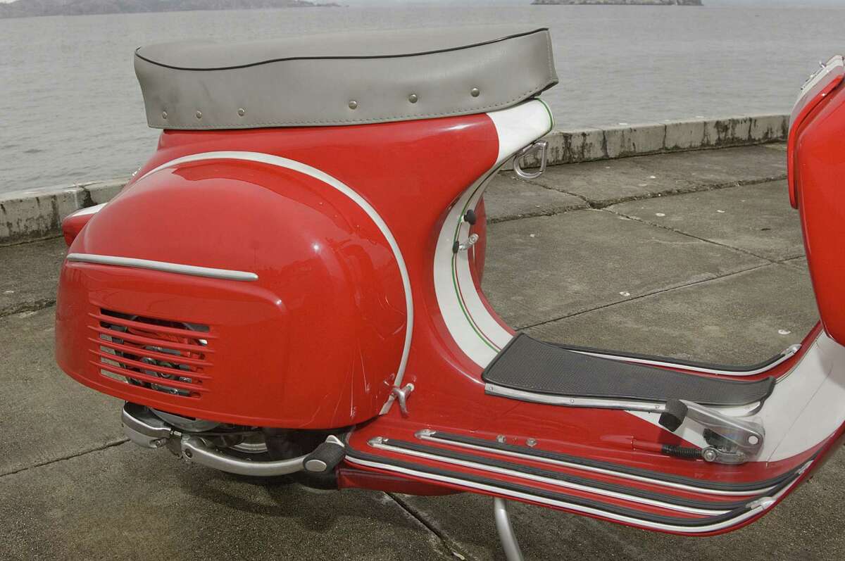 Falling in love restoring a vintage Vespa