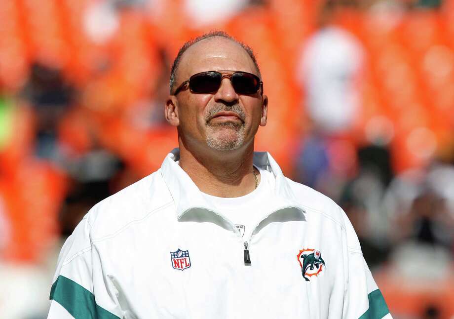 Miami Dolphins Head Coach Tony Sparano Is Shown During Warmups Before An Nfl Football Game Against Miami Dolphins Head Coach Tony Sparano Is Shown During Warmups Before An Nfl Football Game Against