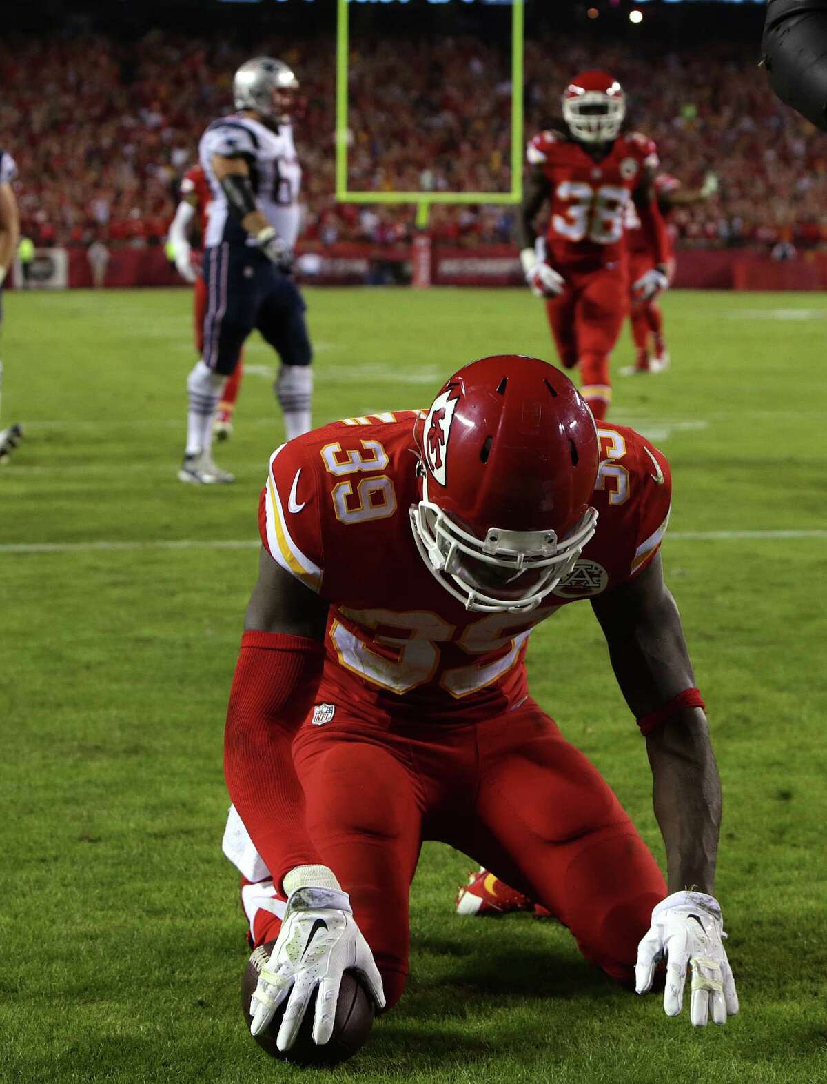 NFL says Chiefs safety should not have been penalized