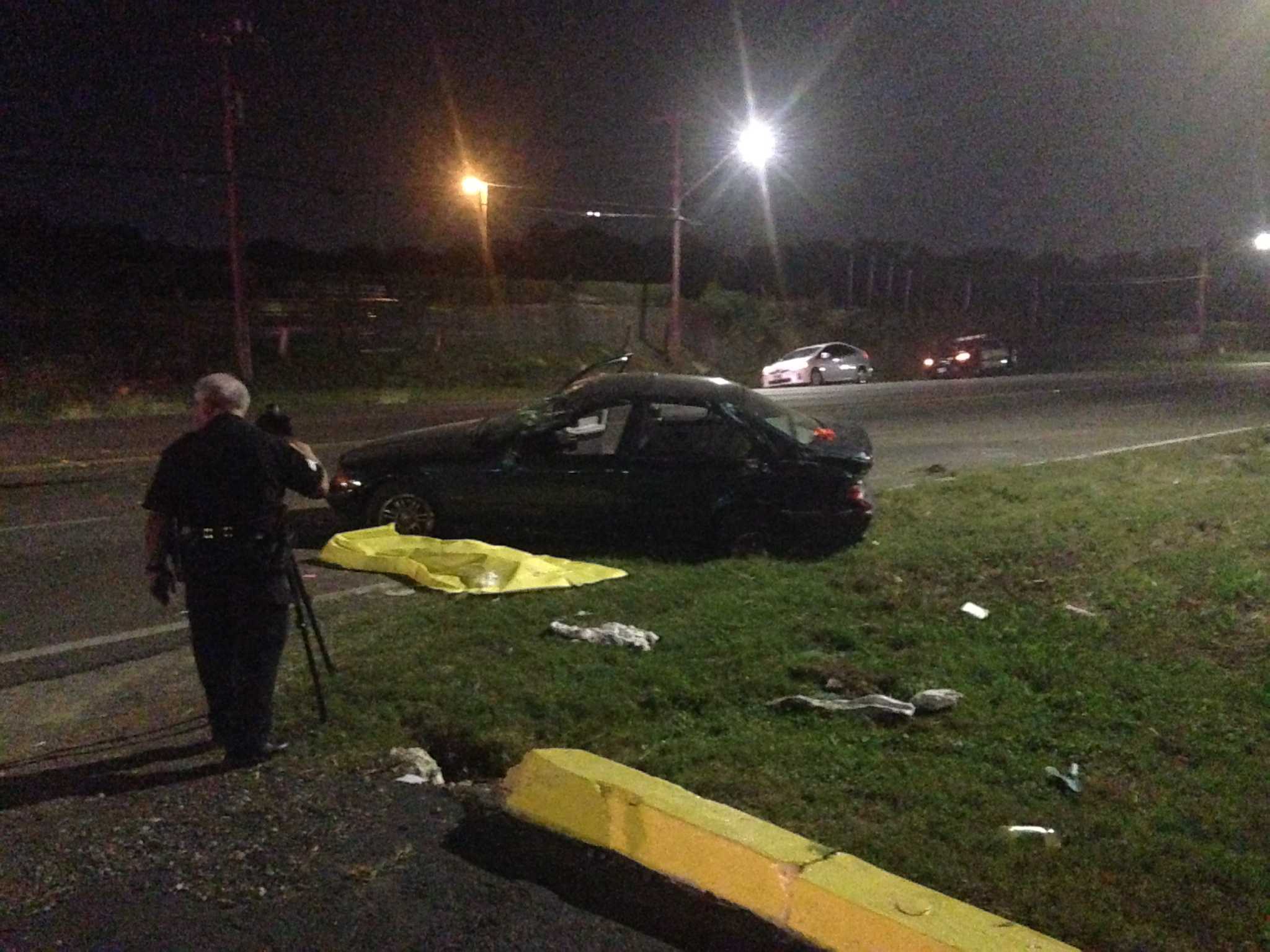 Man killed after losing control of vehicle on West Side