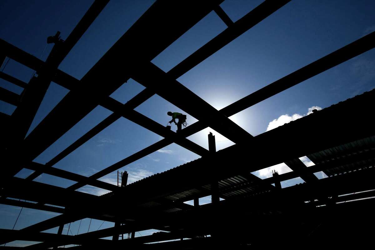 Visual look inside construction of new Vulcan office tower