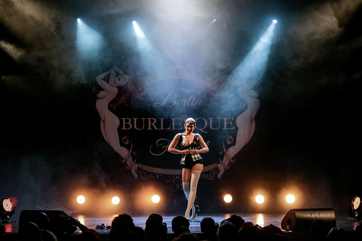 On stage at the Berlin Burlesque Festival