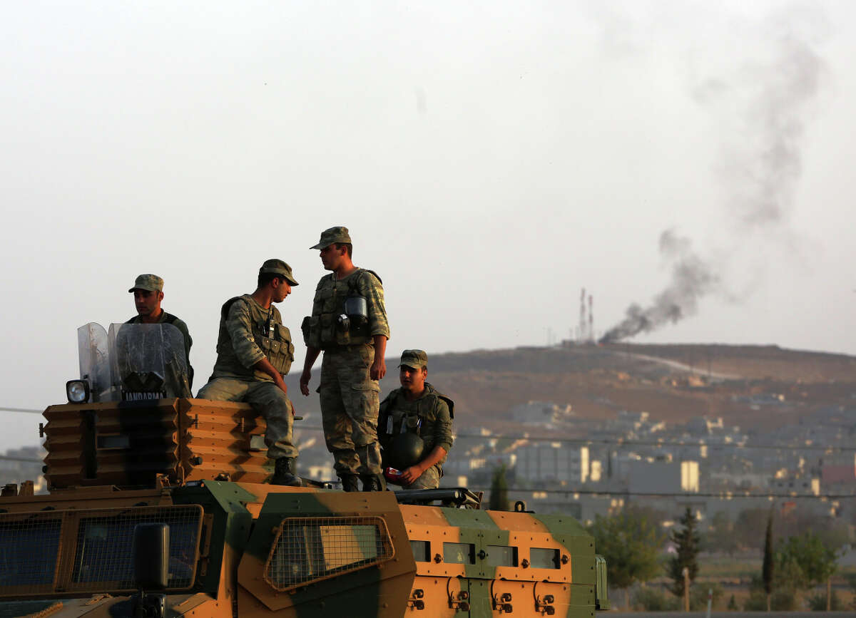 Heavy Fighting Hits Kurdish Syrian Town Near Turkish Border