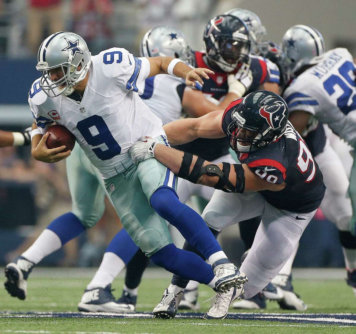 Tony Romo escapes J.J. Watt & throws a 43-yard TD (Week 5, 2014) 