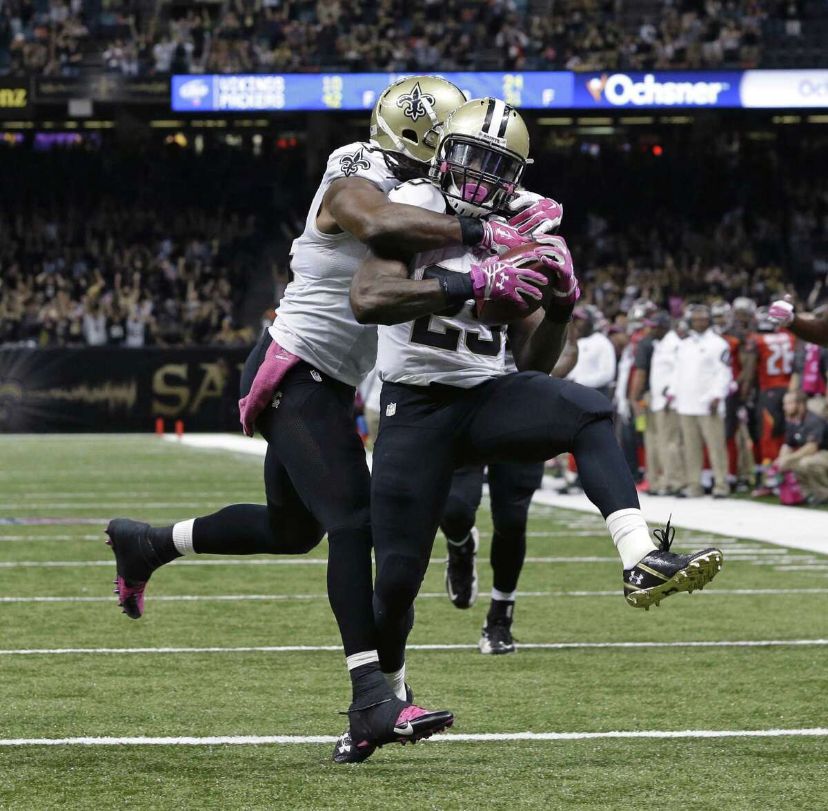 Saints once again without running backs Thomas and Robinson; Hawthorne also  out 