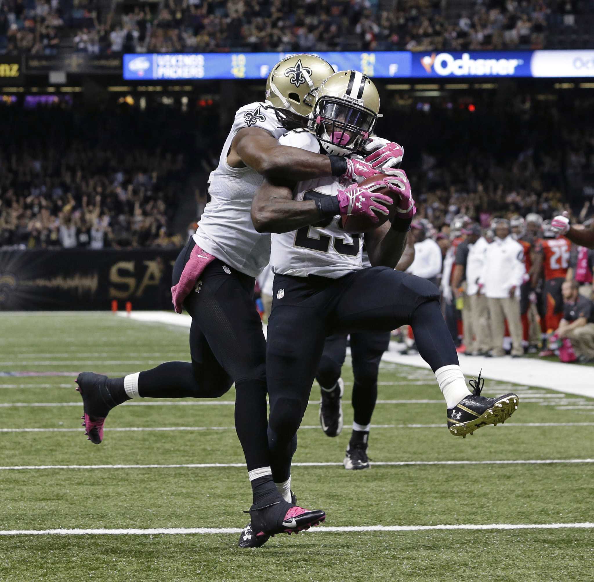 Khiry Robinson scores overtime TD to lead New Orleans Saints to 37-31 win  vs. Tampa Bay, Saints