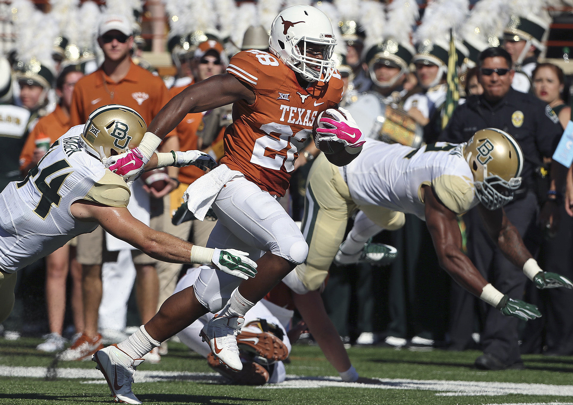 Texas Longhorns Linebacker Jordan Hicks Gone; Accepts Senior Bowl