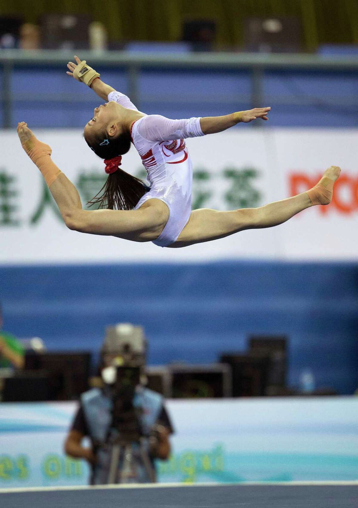 Women compete in China Gymnastics