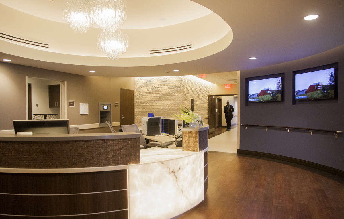 San Antonio's Forest Park Medical Center building sells at foreclosure