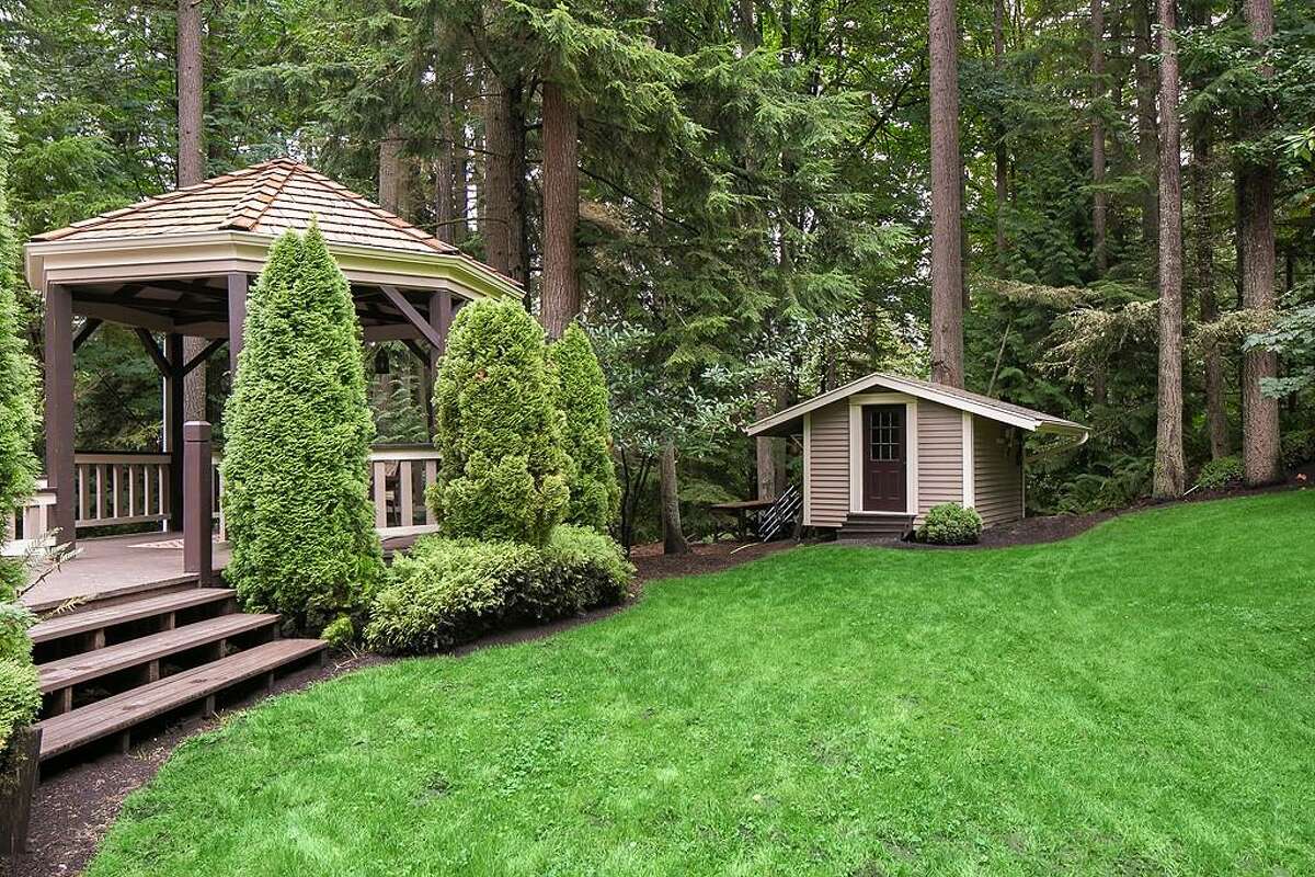 Tree house (plus normal one) for sale in Woodinville