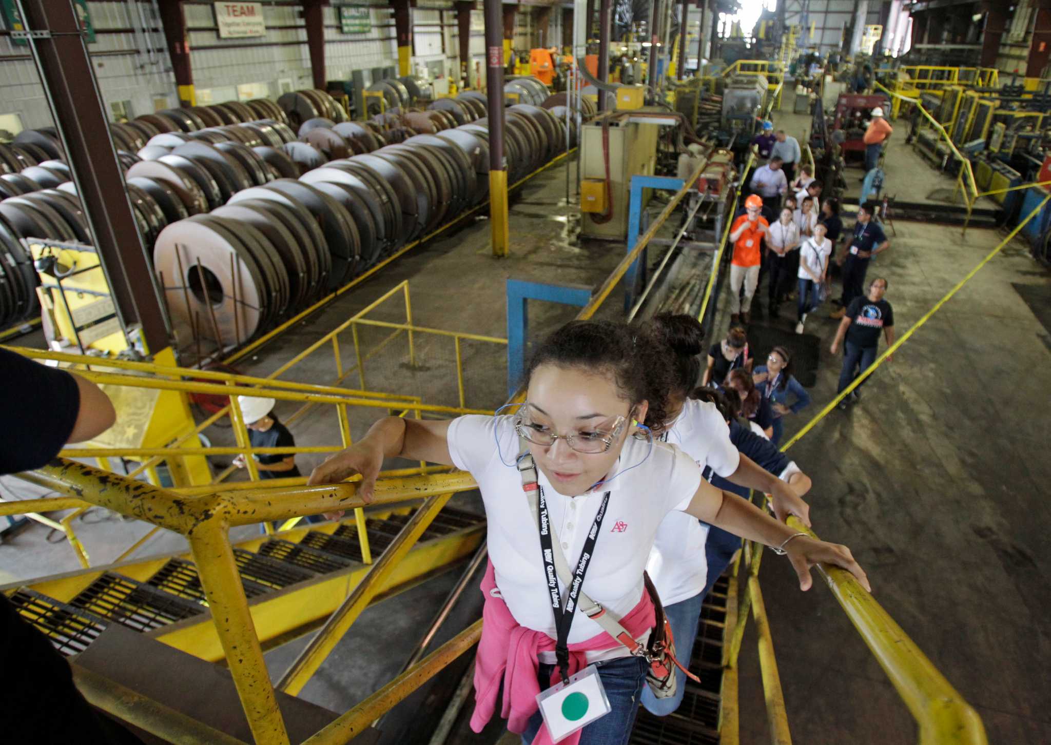 Manufacturing tours put a shine on bluecollar work