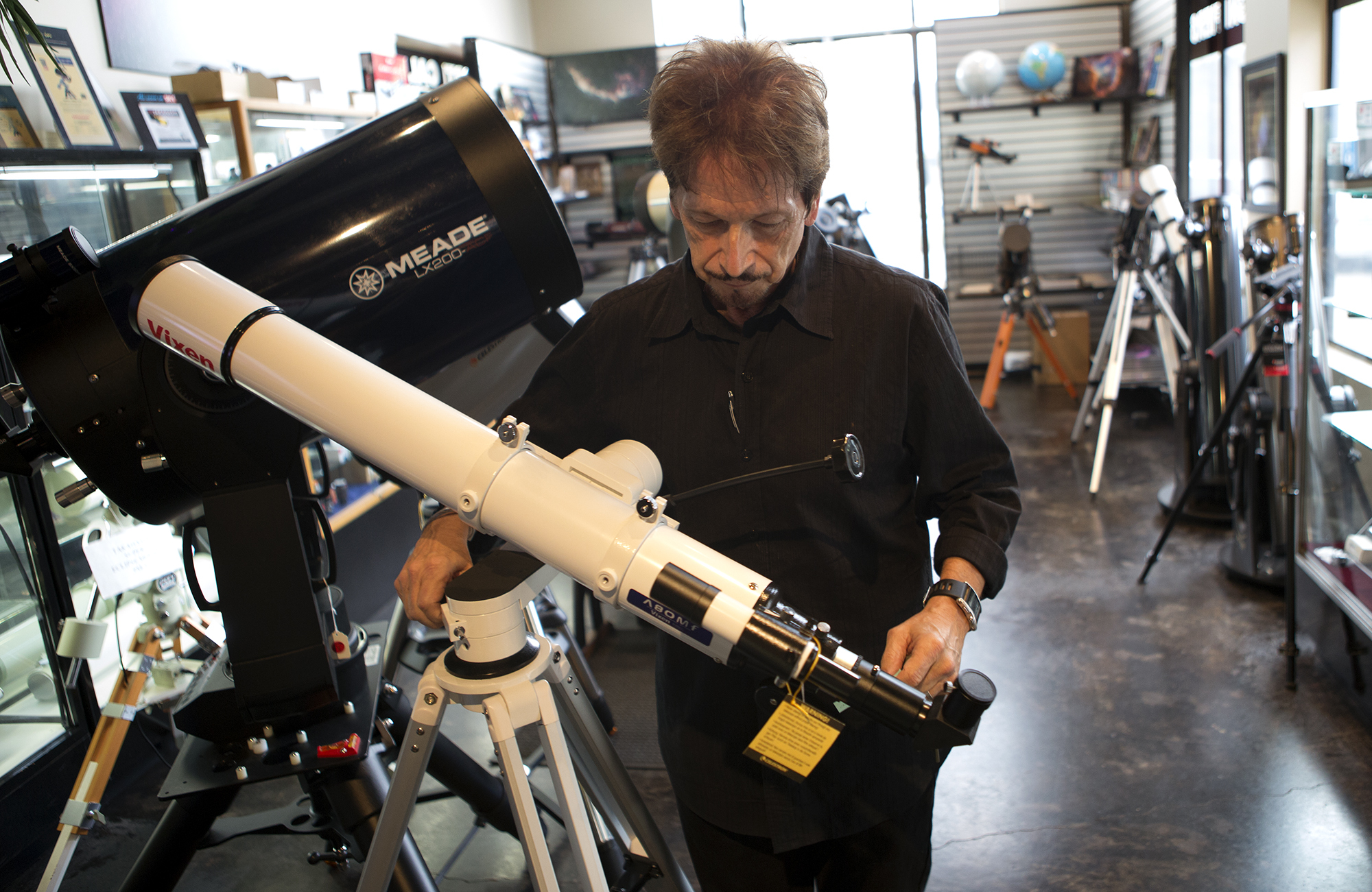 telescope repair shop