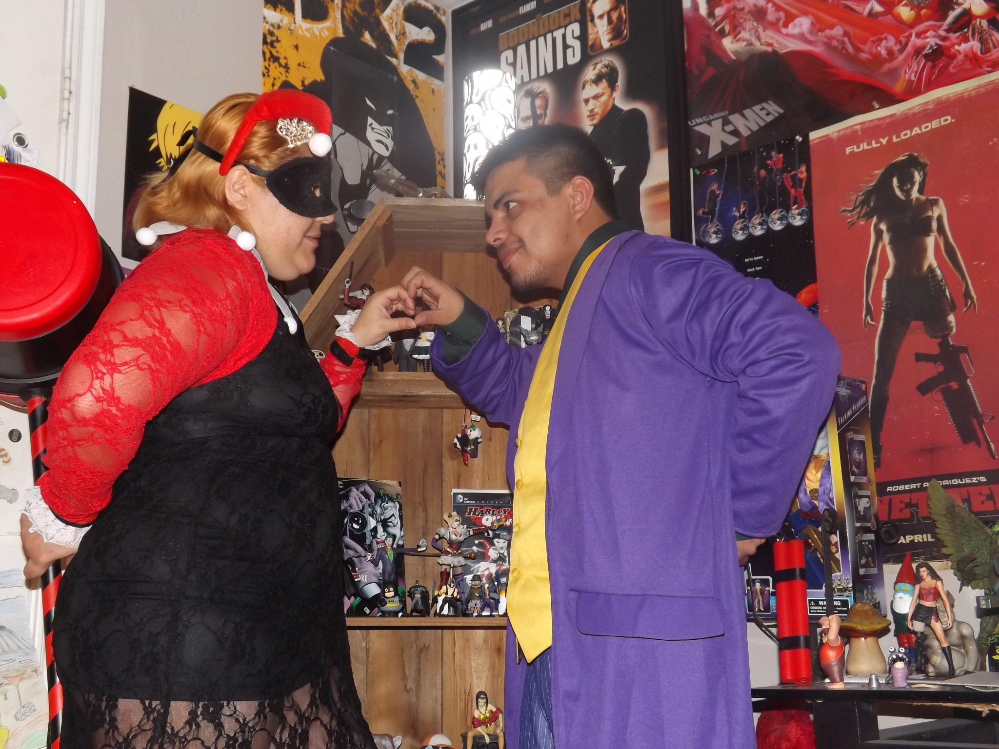 Houston couple plans comic book store wedding