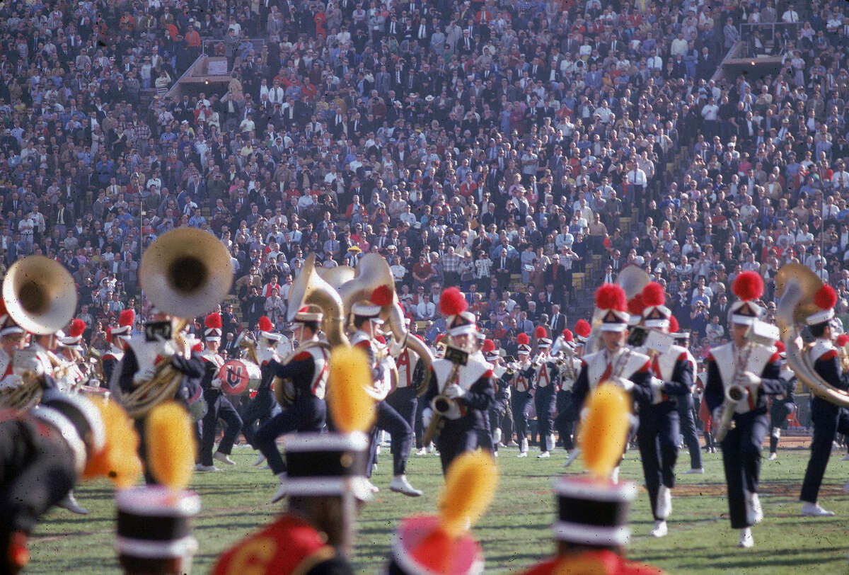 Super Bowl I — Jan 15, 1967 | Los Angeles | Packers 35, Chiefs 10Performers: Al Hirt, University of Arizona marching band, University of Michigan marching band, Anaheim (Calif.) High School drill team.The first-ever Super Bowl halftime show was decidedly less of a spectacle than it is these days. The first few shows mainly featured college marching bands, though New Orleans trumpeter Al Hirt performed in pregame ceremonies for Super Bowl I. Grambling State University's marching band joined Arizona's for the national anthem.