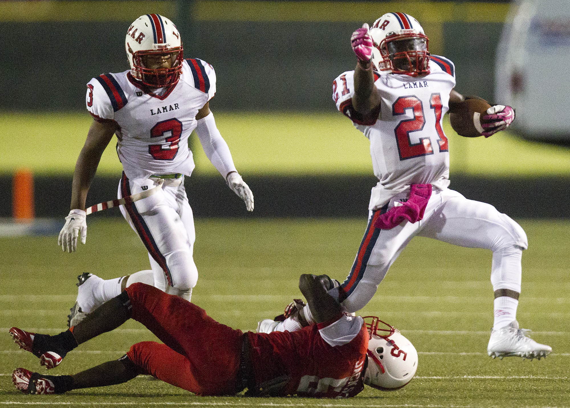 Lamar Texans Business As Usual Against Rival Bellaire