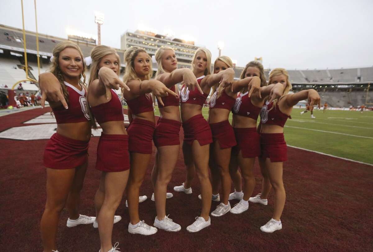 Lapses cost Texas a shot at upset of rival Oklahoma