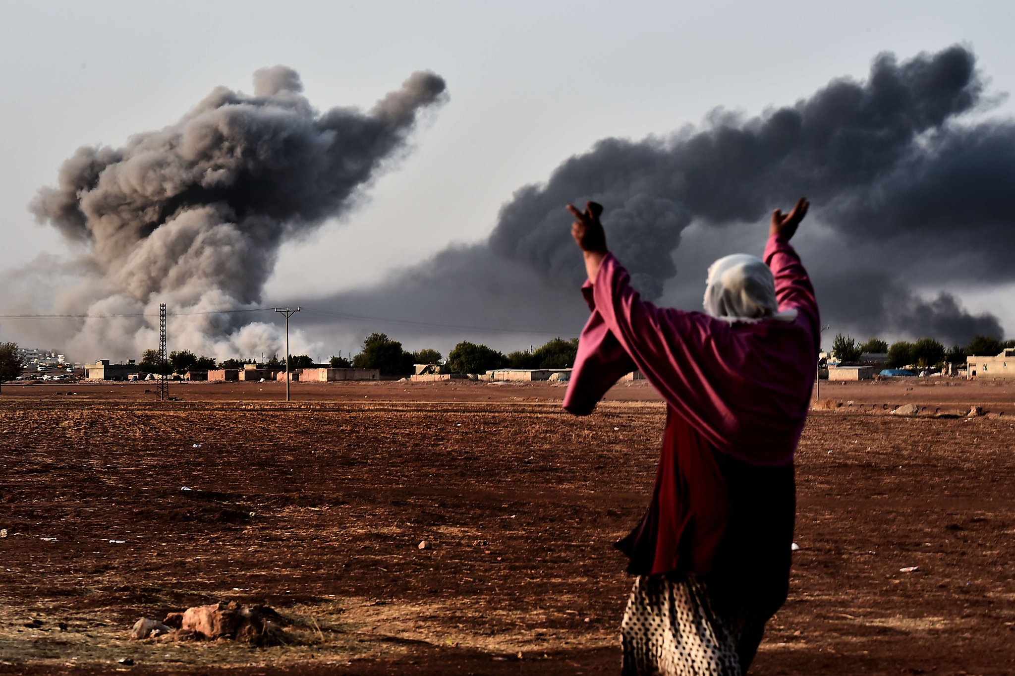 ISIS 'moron's' selfie leads to airstrike on HQ