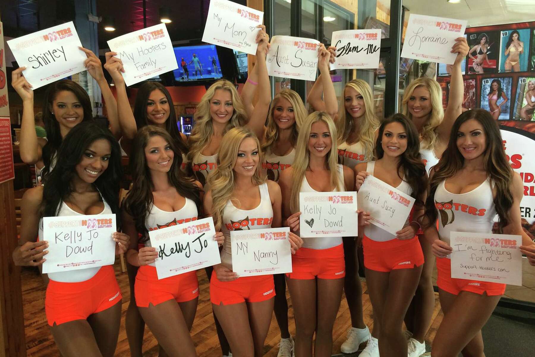 Hooters Girls Raise Money For Breast Cancer Awareness