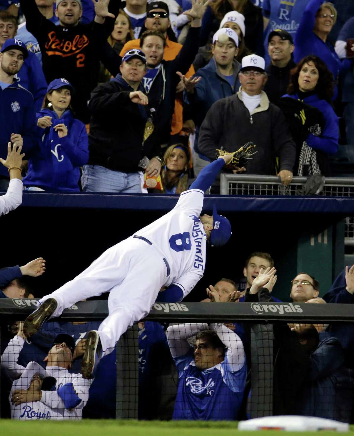 Royals nip Orioles, move one win from sweep