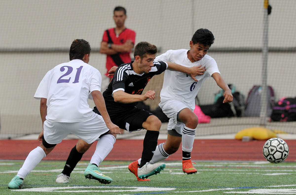 Westhill boys soccer defeats rival Stamford