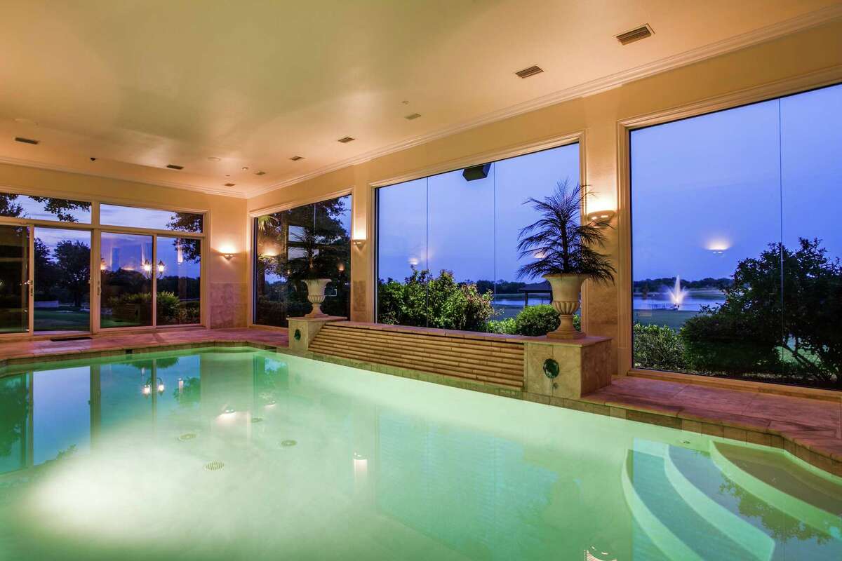 Former Texas mansion of Dallas Cowboys star Deion Sanders sees massive