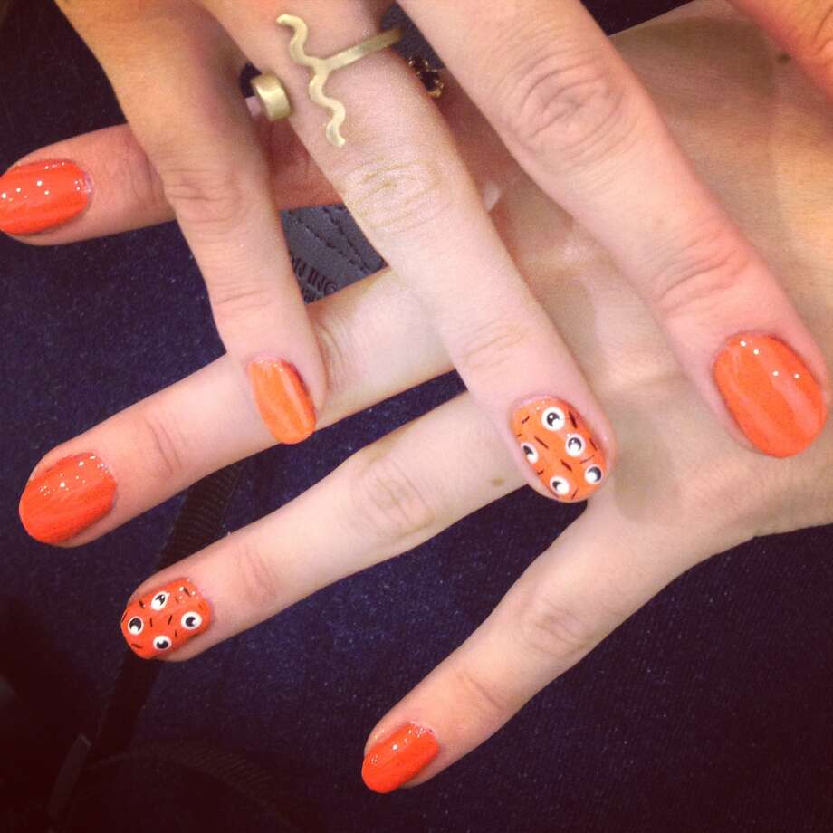 Halloween nails that go for chic not freak - SFGate