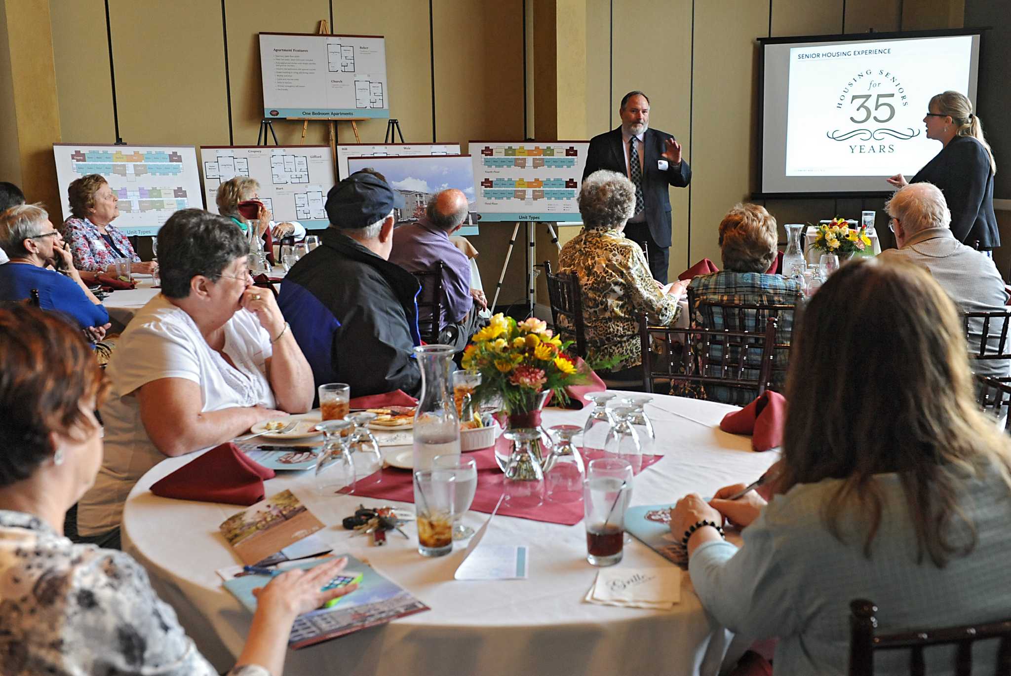 Photos Glenmont Abbey Village preview