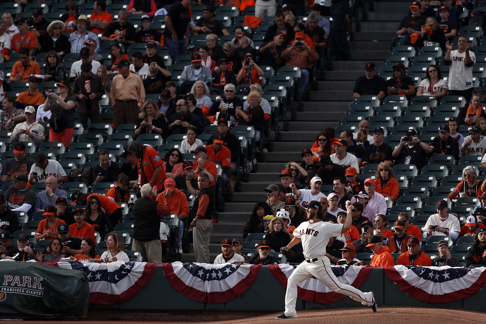 Buster Posey was Giants' pregame motivational speaker