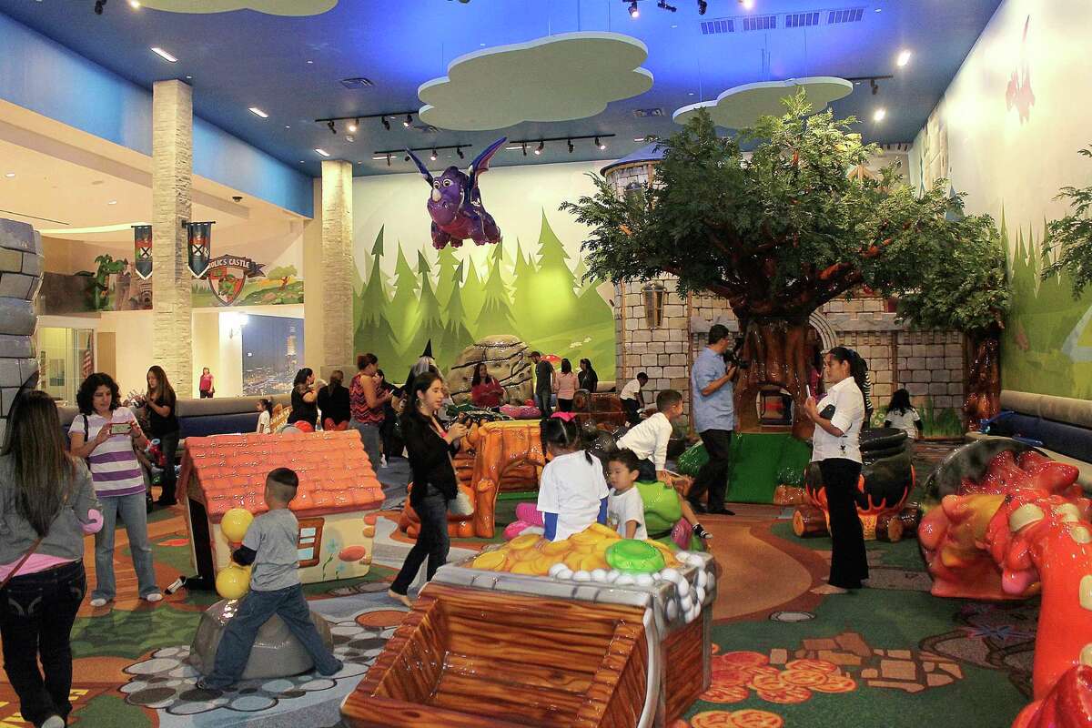Memorial City Mall opens new threelevel playground