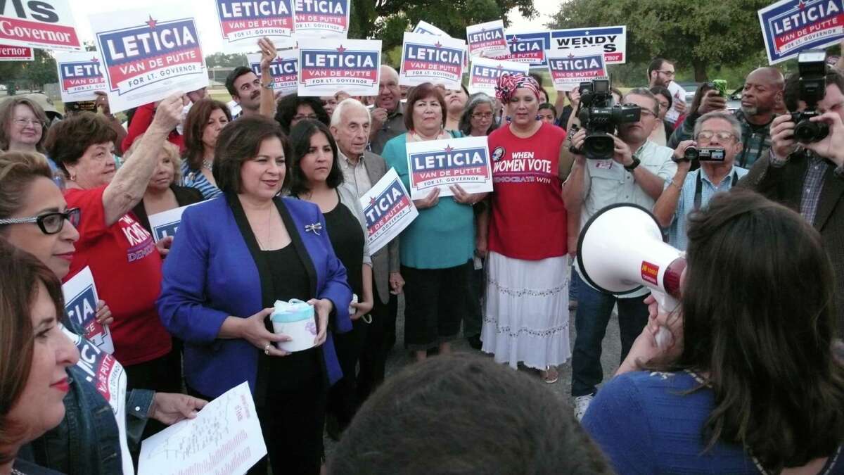 Chuck Norris endorses Greg Abbott on Riverwalk in San Antonio