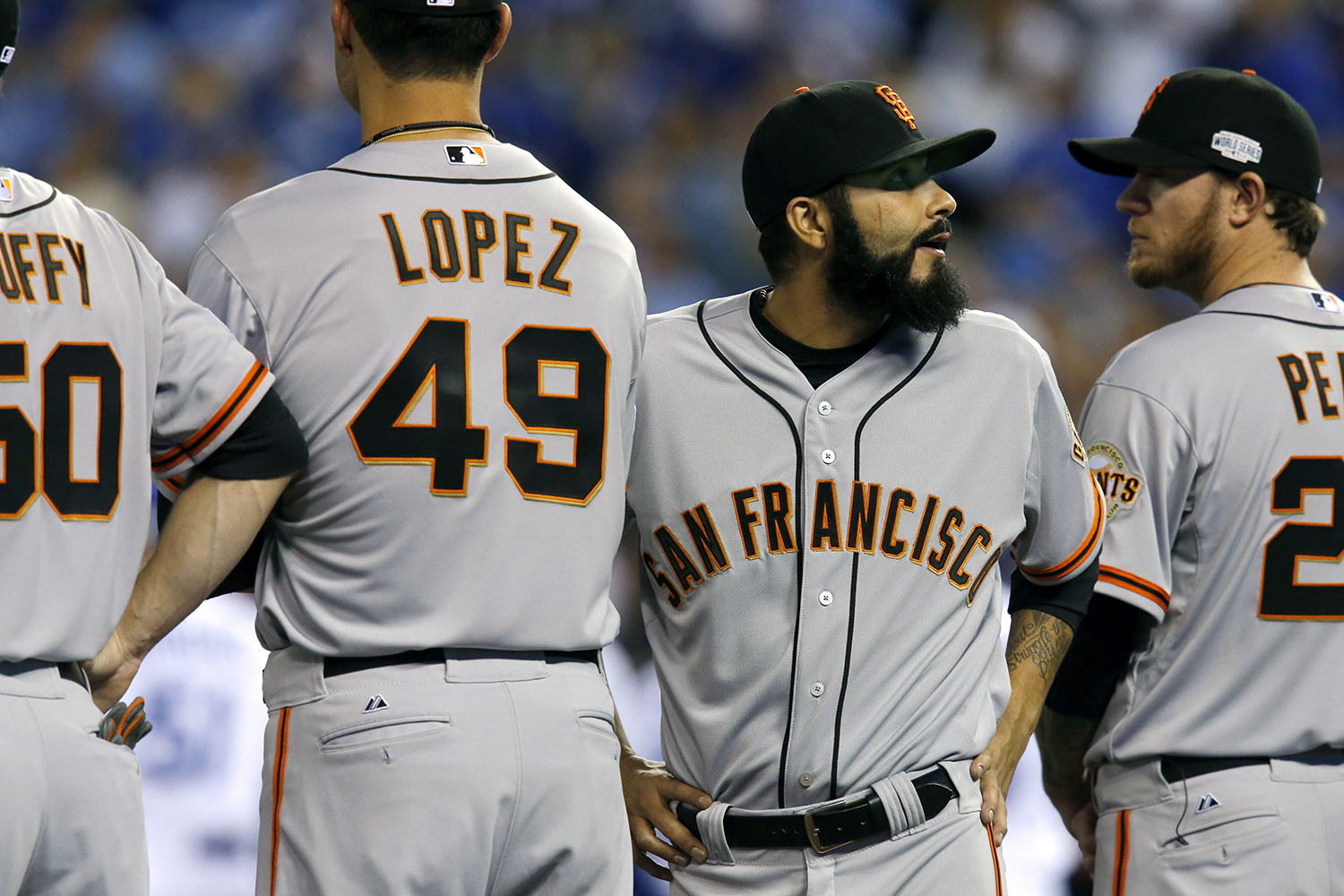 Giants closer Sergio Romo detained at Las Vegas airport