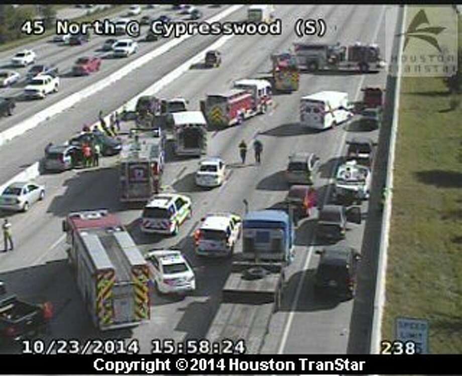houston traffic accidents this morning