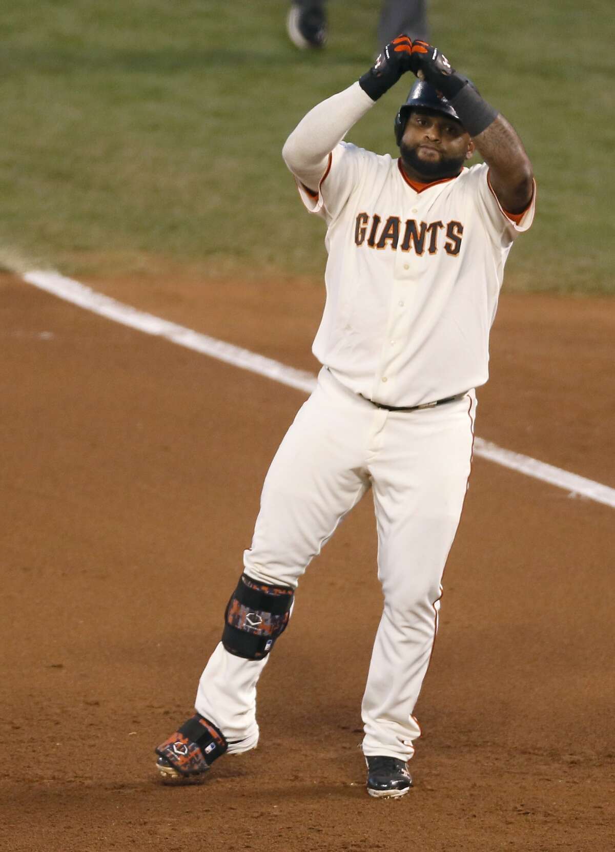 The most iconic videos of the Giants' 2014 postseason run - McCovey  Chronicles