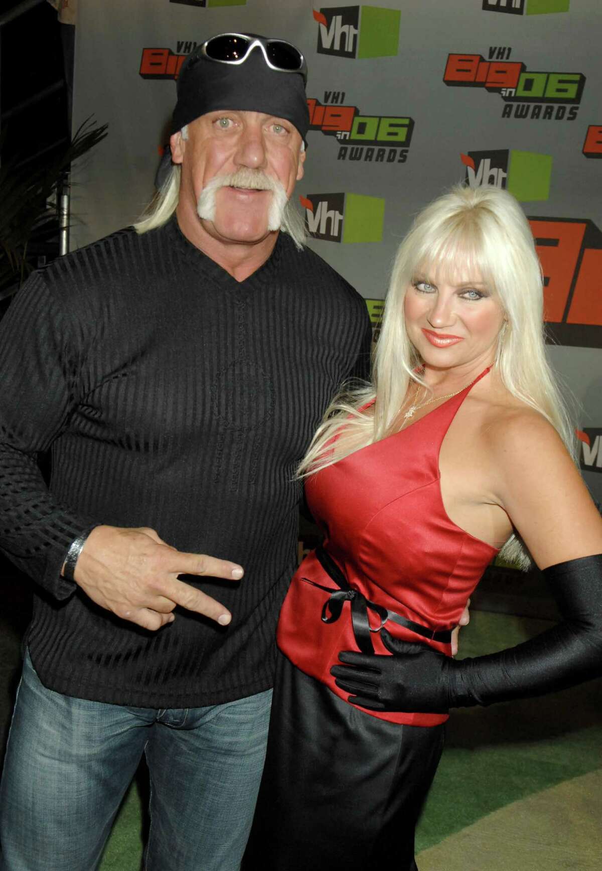 Hulk Hogan talks cancer awareness at AT&T Center