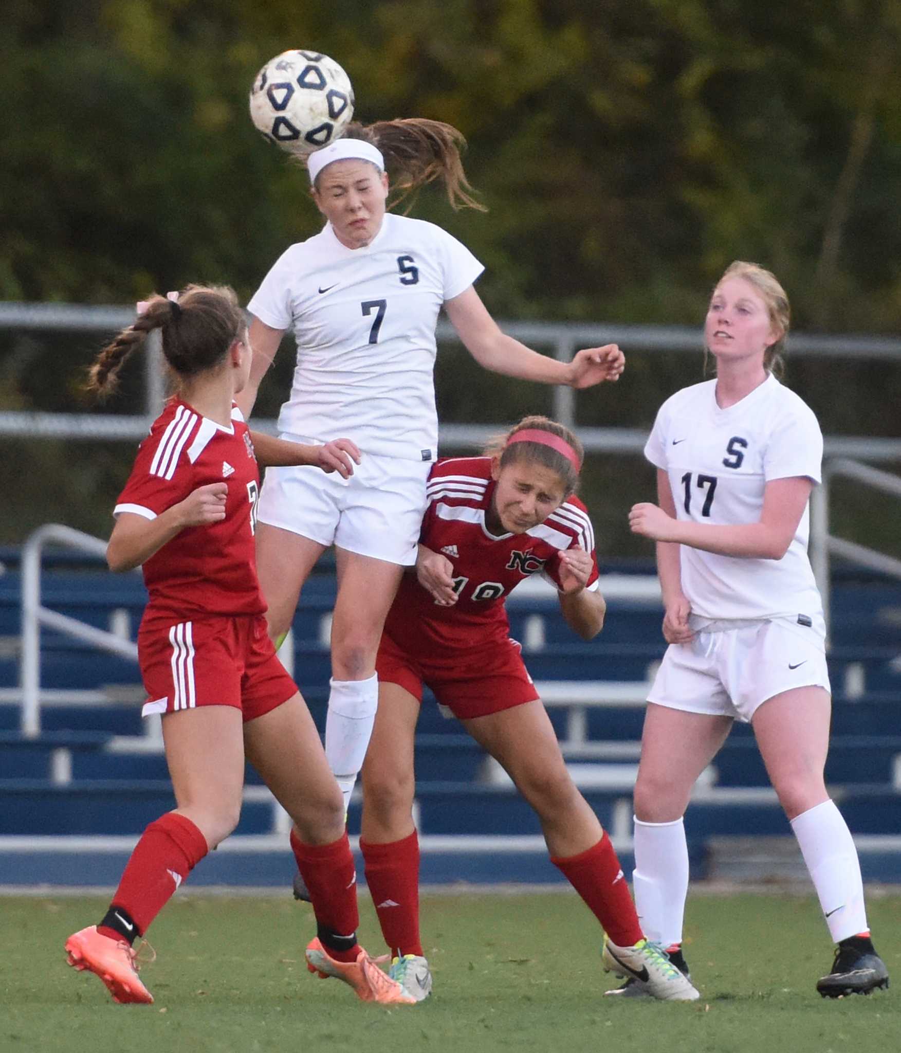 Staples blanks New Canaan, advances to finals