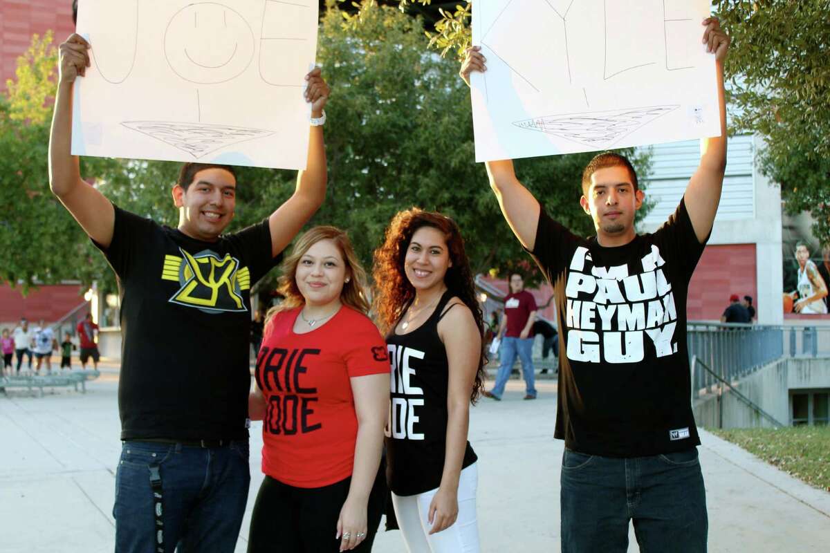 Fans were pumped for WWE Monday Night Raw at the AT&T Center Monday night.