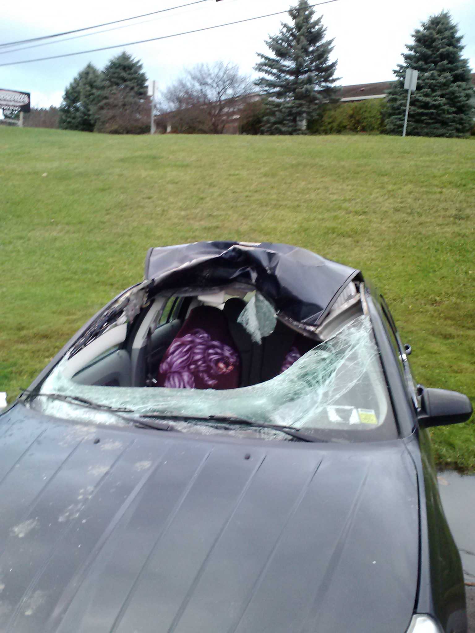 Corinth hunter found dead; deer lands in car in Cobleskill