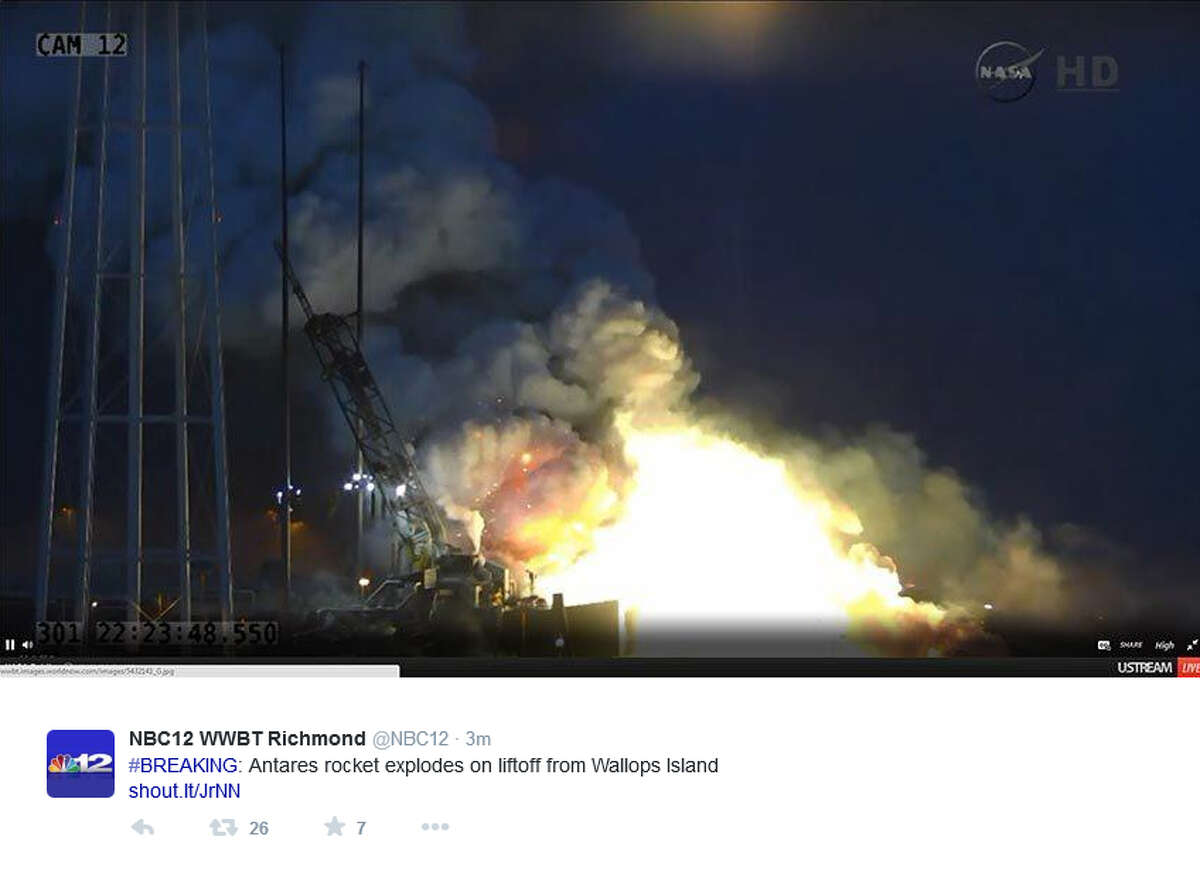 S.A. students' science projects blow up with NASA rocket