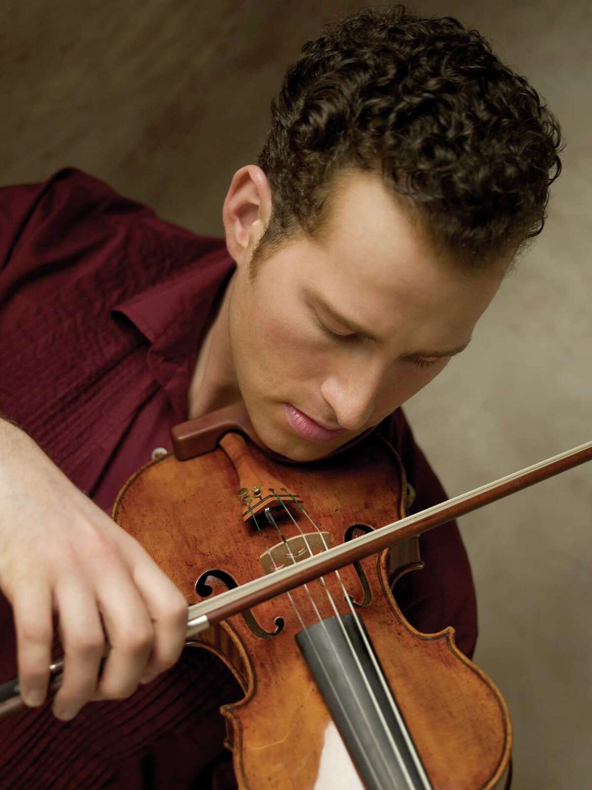 German orchestra honors past