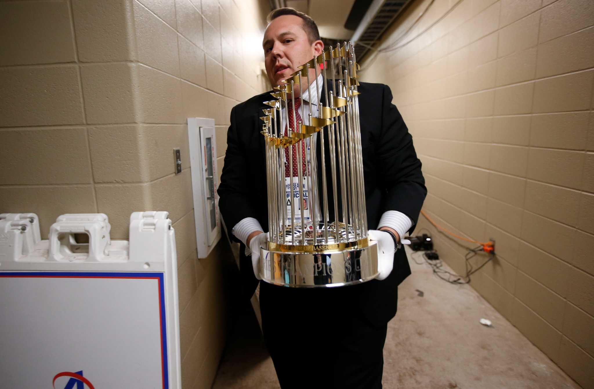 Giants' World Series trophy on its way to Mount Shasta