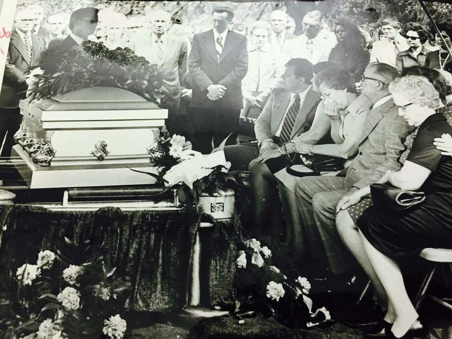 Poisoned Halloween candy? True story behind urban legend traces back to Houston 'Candyman