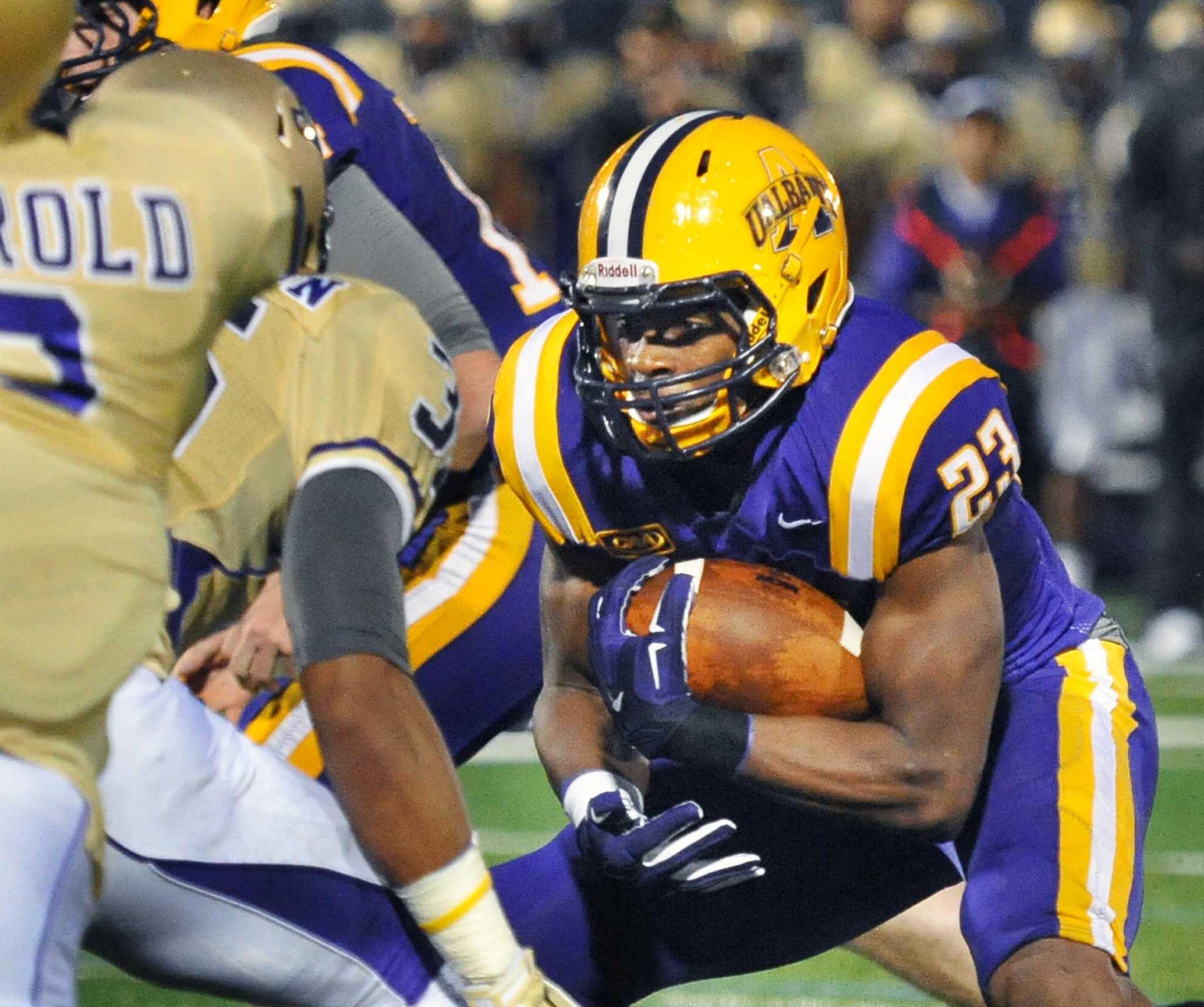 UAlbany football's Osbourne drawing lots of attention