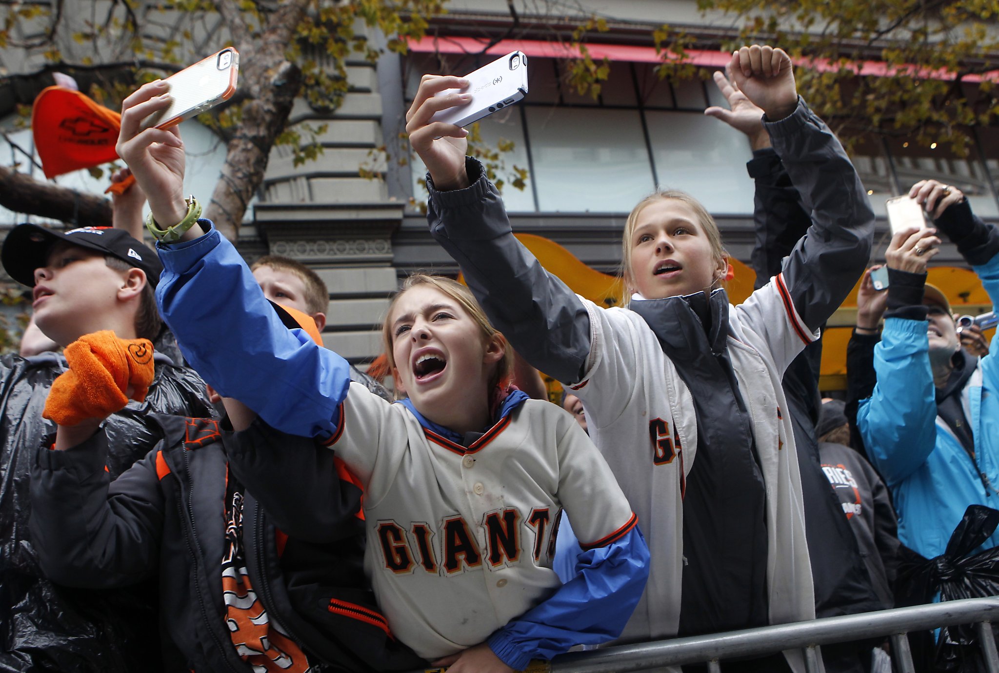 Tim Hudson and family pose for a photo with a MADISON BUMGARNER