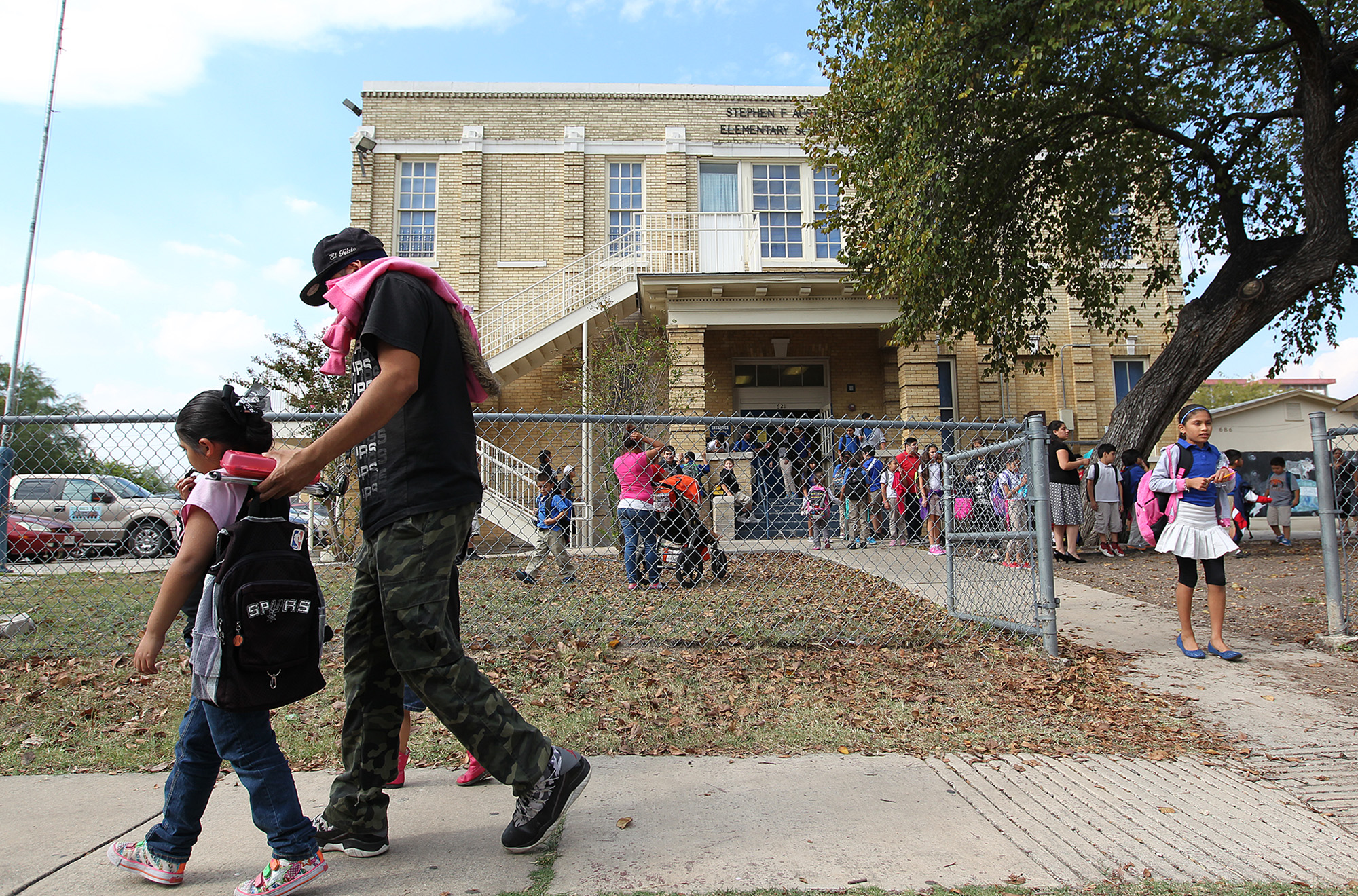 is-this-the-most-dangerous-school-run-in-the-world-metro-news