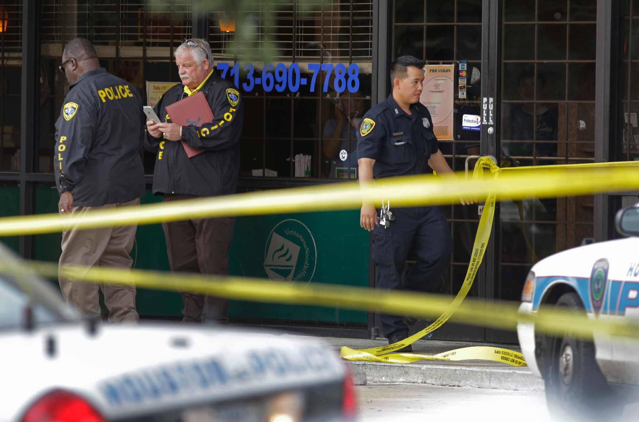 Robbers didn't know victim was armed constable