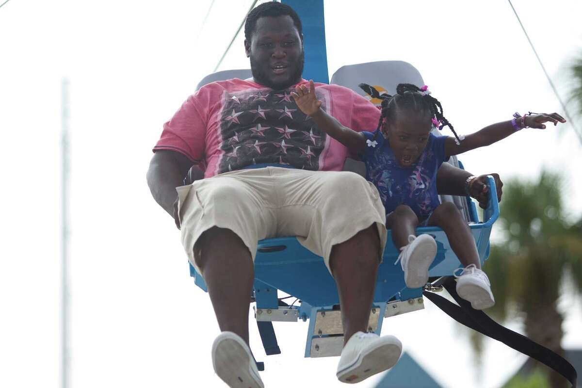 Free stuff salute to the military in Kemah