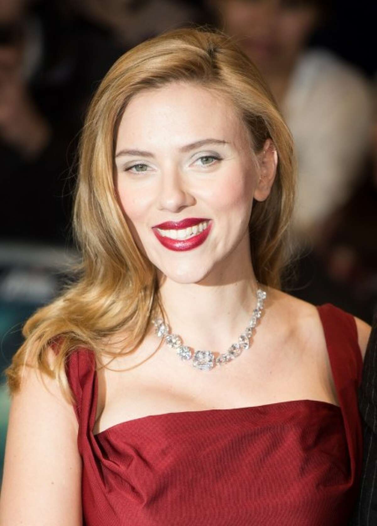 Scarlett Johansson opens up with Cosmopolitan magazine