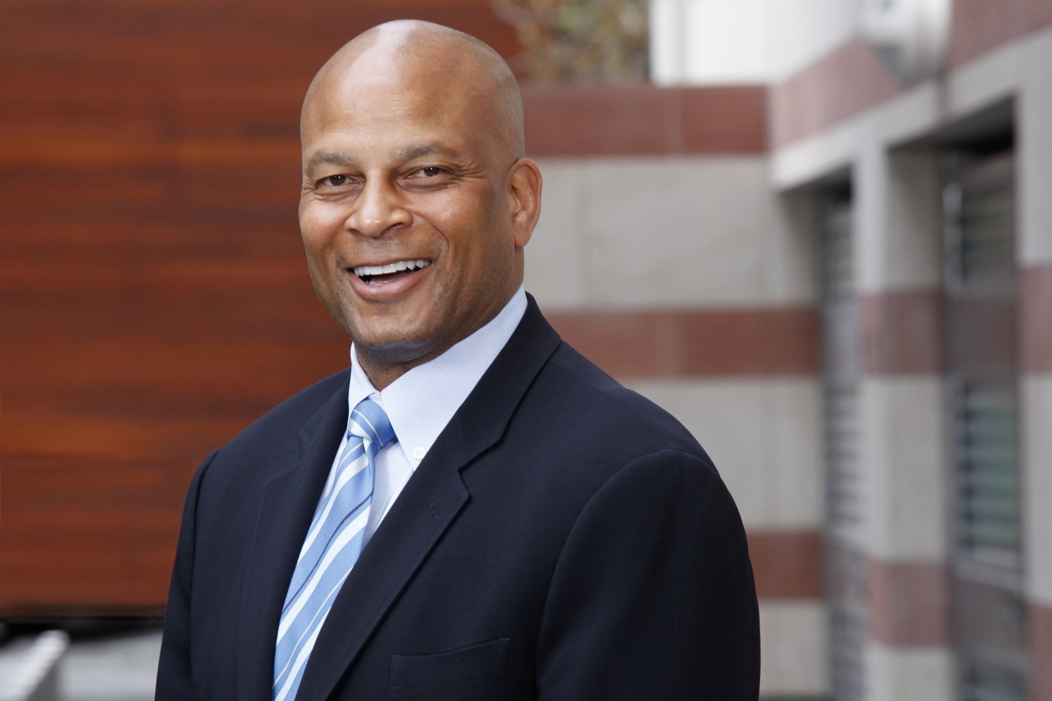 10 questions with Ronnie Lott