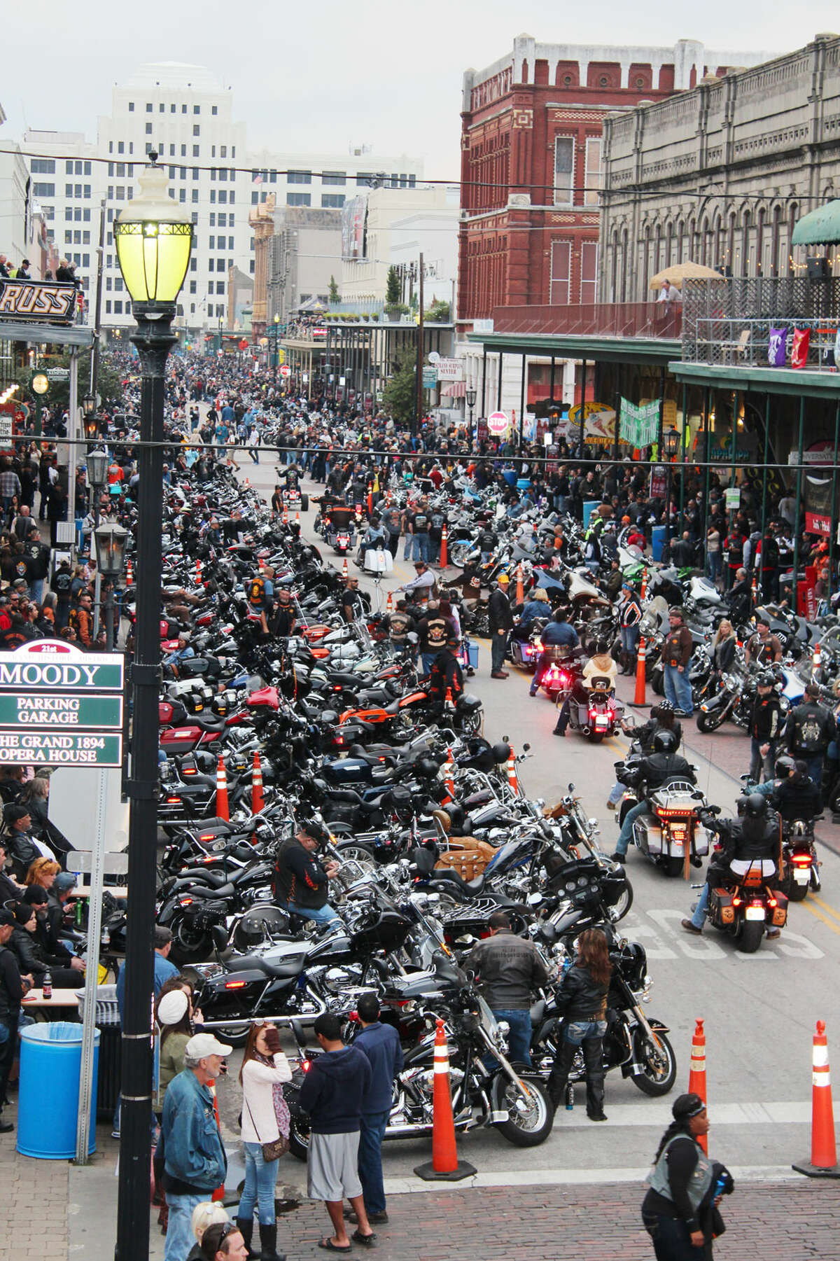 Lone Star Rally returns to Galveston Island