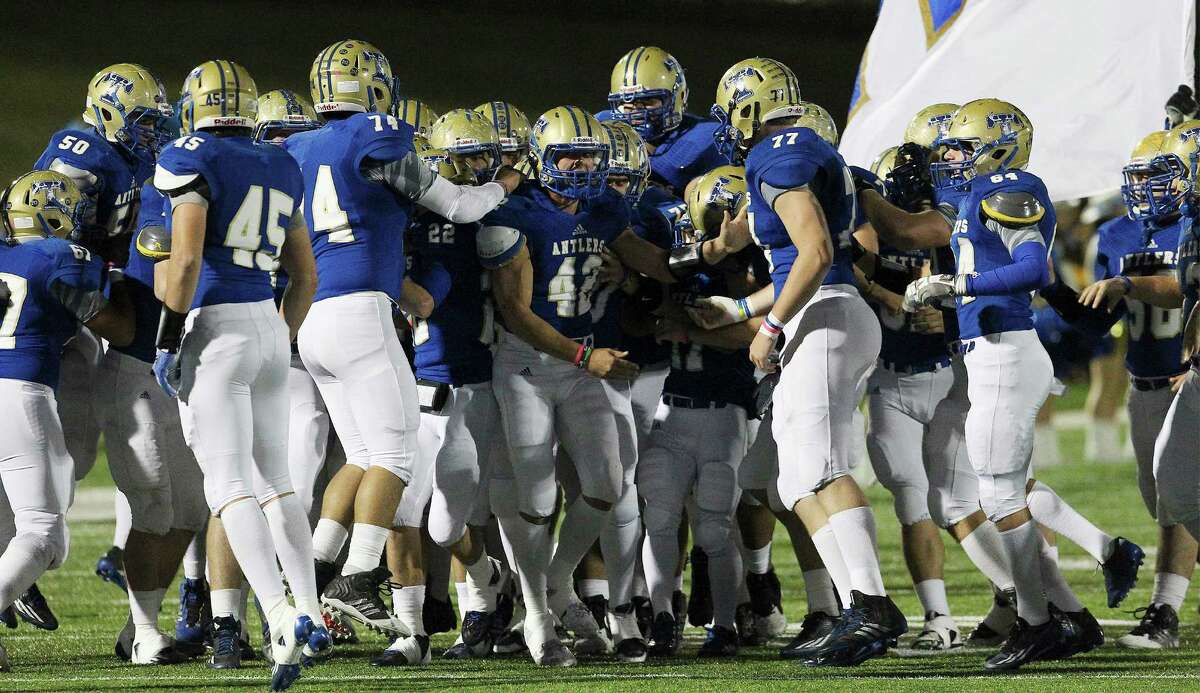 Banks leads Alamo Heights past Tivy